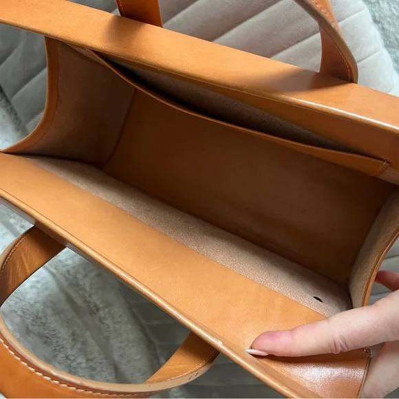 Gorgeous Tan Leather Isaac Reina Bag - Picture 6 of 11